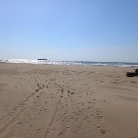 Helios 32, T2 Climatise, Parking, 500M Plage Agde Buitenkant foto