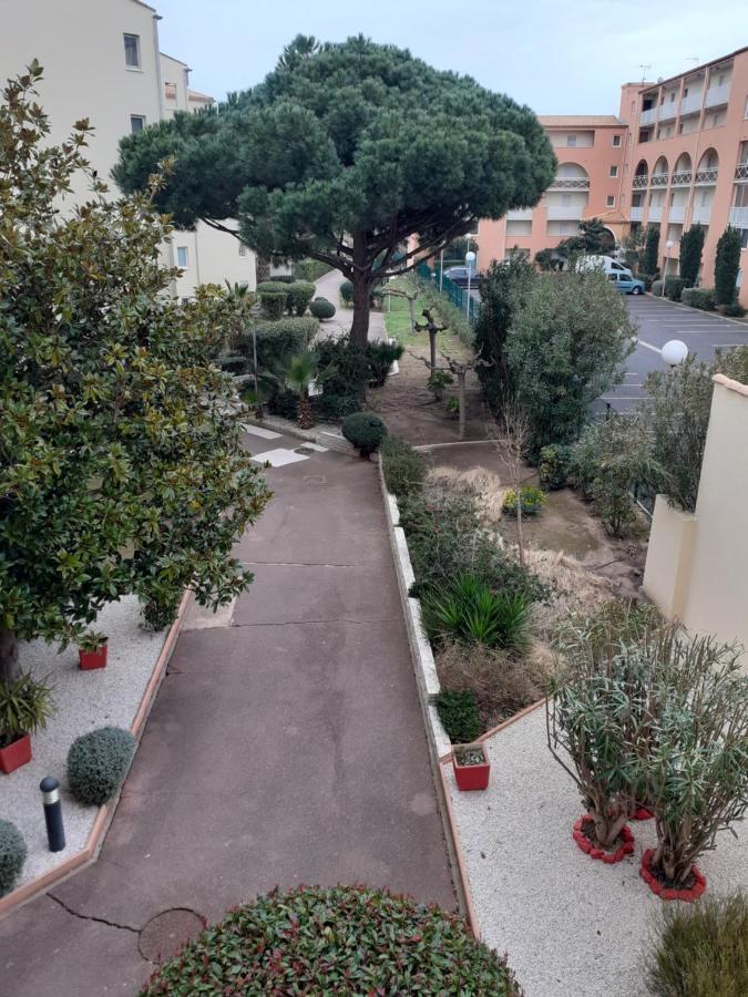 Helios 32, T2 Climatise, Parking, 500M Plage Agde Buitenkant foto