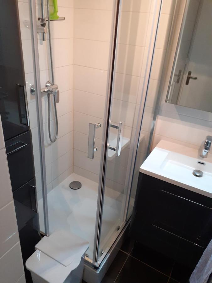 Helios 32, T2 Climatise, Parking, 500M Plage Agde Buitenkant foto