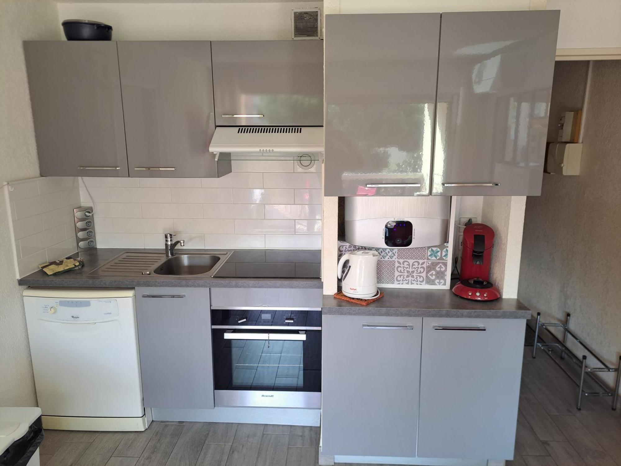 Helios 32, T2 Climatise, Parking, 500M Plage Agde Buitenkant foto